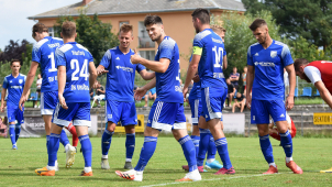 Uničov nasázel Otrokovicím sedm kusů