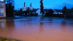Noční zásah hasičů: Olešnice vyplavila Brodek u Přerova