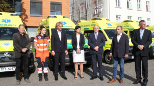 Nové sanitky pro záchranáře. Kraj završil tříletý proces obnovy