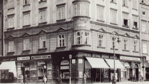 Historie olomouckých staveb: Dům U Zlatého jelena