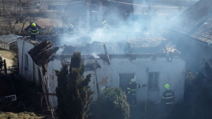 V Klopině na Šumpersku hořelo hospodářské stavení