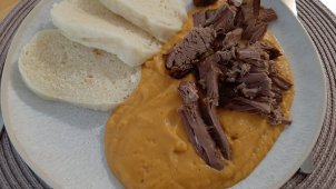 Vaříme s Večerníkem: Svíčková v pomalém hrnci