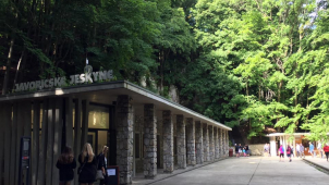 Jeskyně zahajují novou turistickou sezonu
