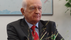 Šéf Farmaku Žák: Válka na Univerzitě nás poškozuje