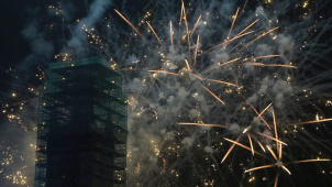 Novoroční ohňostroj v Olomouci přilákal stovky lidí