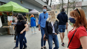 25. května odložíme roušky venku