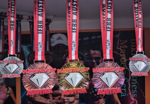 Kulturista Patrik Šerý veze medaile z Rakouska