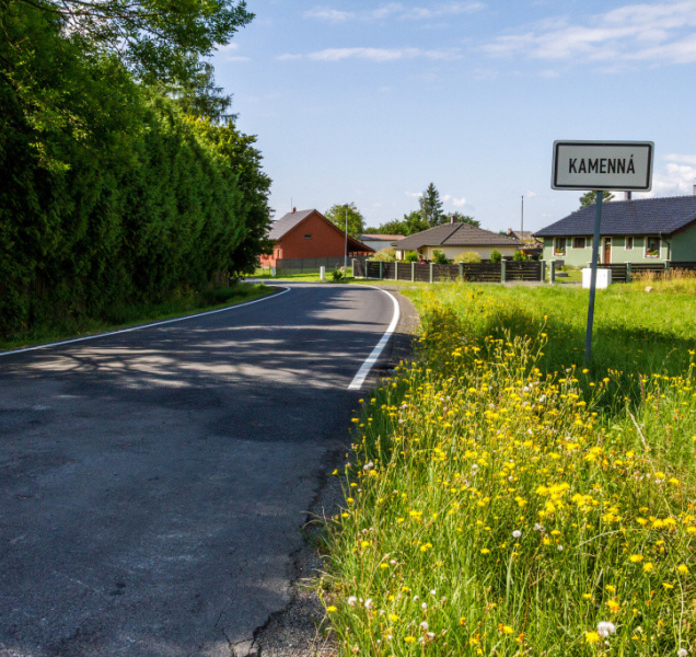 Silnice z Rohle do Kamenné je opravená