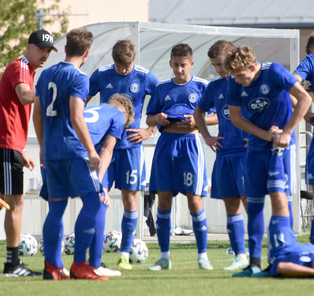 Devatenáctka SK Sigma brala se Slavií bod