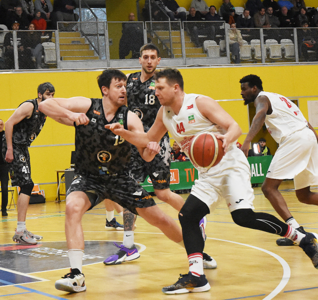 Basketbalisté BK REDSTONE končí sezónu prohrou