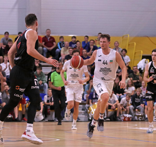 Basketbalisté BK REDSTONE porazili Ostravu