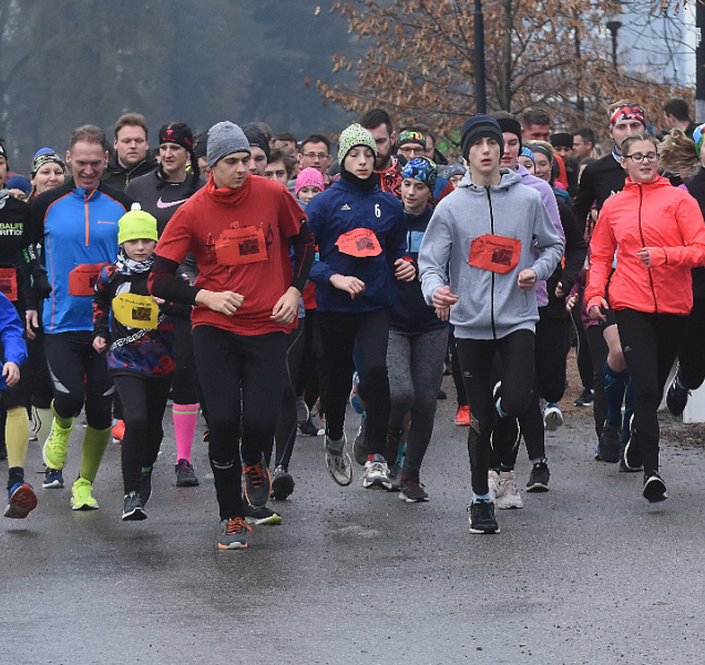 Silvestrovský běh v Olomouci ve Smetanových sadech