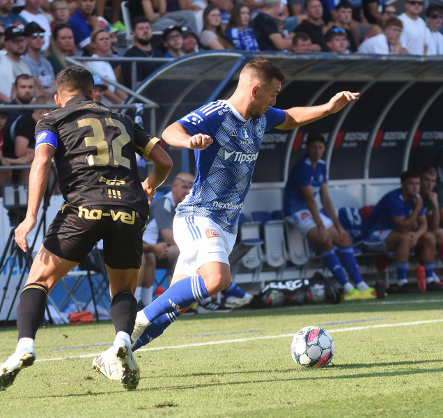 Víkendové fotbalové zápasy se hrát nebudou