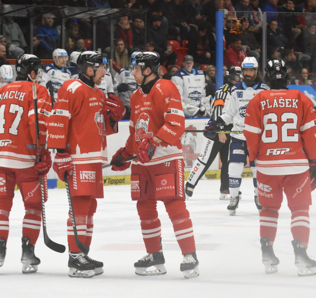 Hokejisté HC Olomouc vybojovali v derby dva body