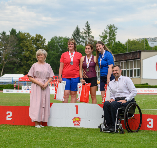 Dva světové rekordy a skvělé představení české reprezentace