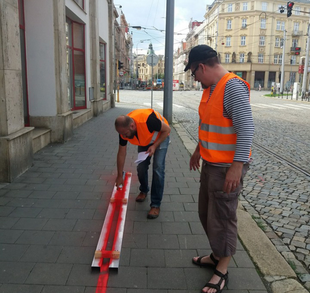 Kriminalistický oříšek: Kdo počmáral chodníky?