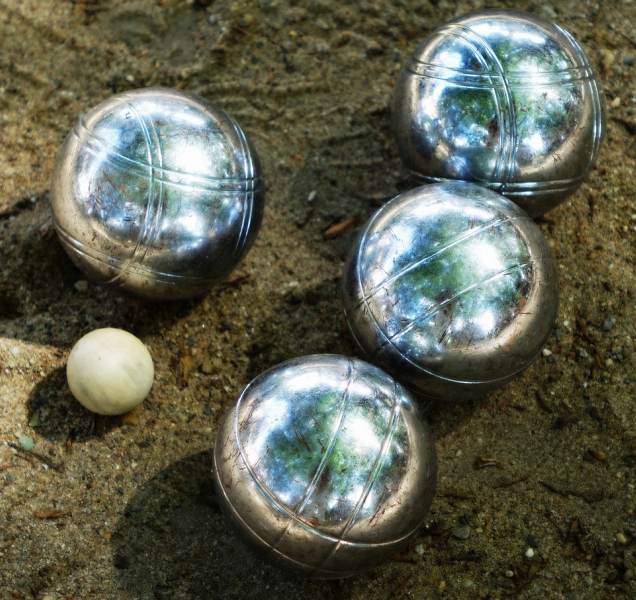 Zloděj vykradl byt v Hodolanech v době, kdy v něm spal majitel