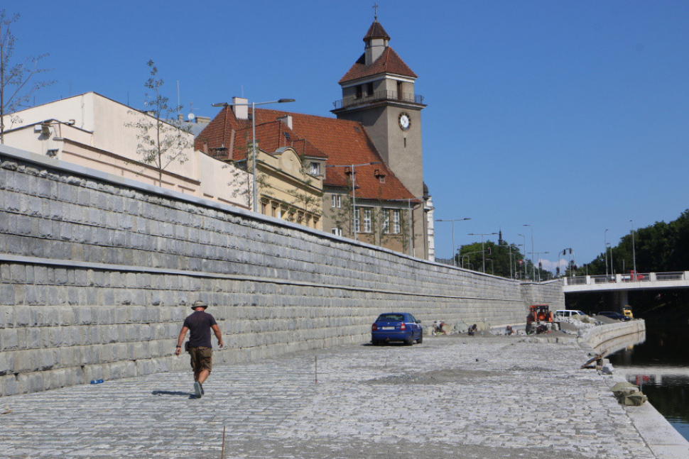 Procházky, koncerty i zmrzlina: náplavka se už brzy otevře