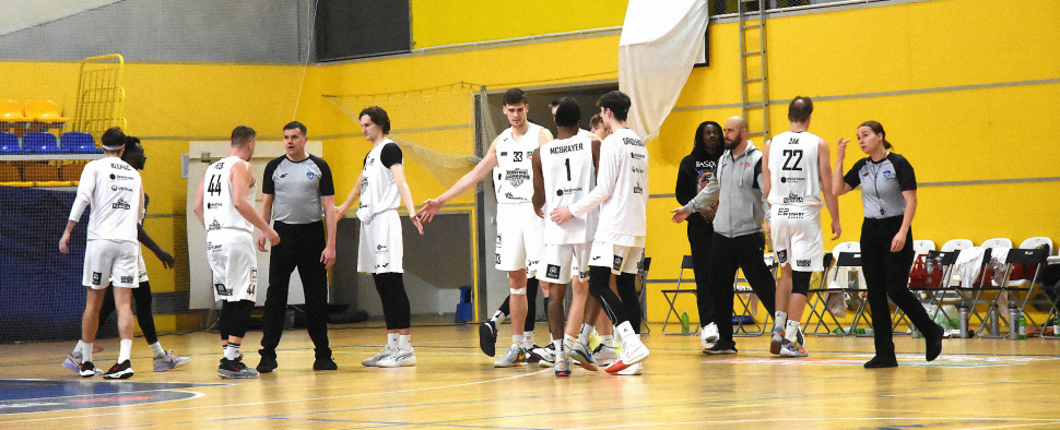 Basketbalisté BK REDSTONE jdou proti Slavii