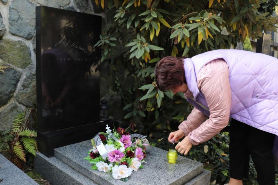 Přerov převezme péči o hrob Josefa Kainara