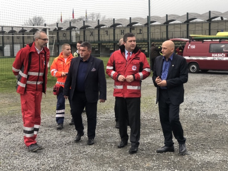 Ministr vnitra byl na stadionu v Holici