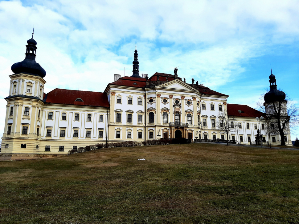 Ve vojenské nemocnici včera provedli osm odběrů